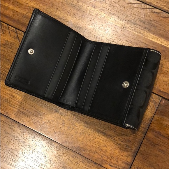 Wallet - Picture 3 of 3